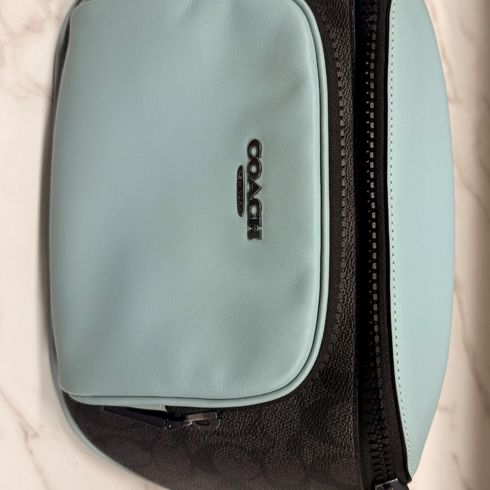 Racer Belt Bag In Colorblock Signature Canvas - Picture 4 of 6